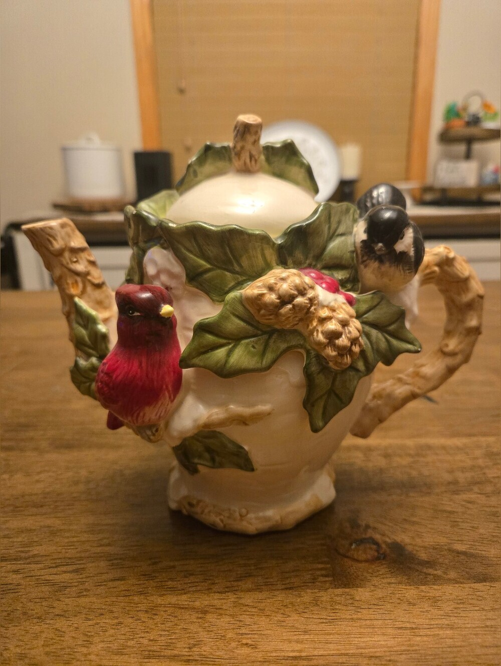 Vintage Cracker Barrel 3D Red Green Winter Christmas Holiday Garden Teapot